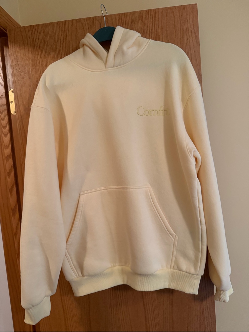 Comfort Butter Yellow Sweatshirt
